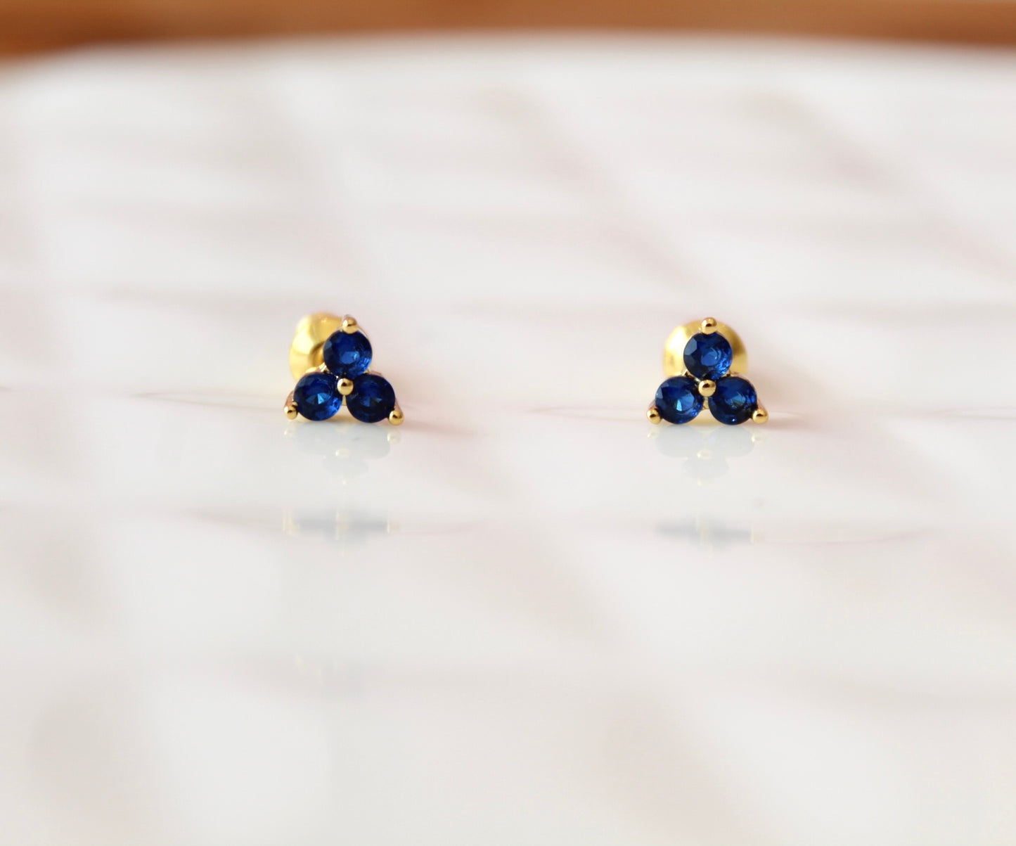 Aretes de trío azul