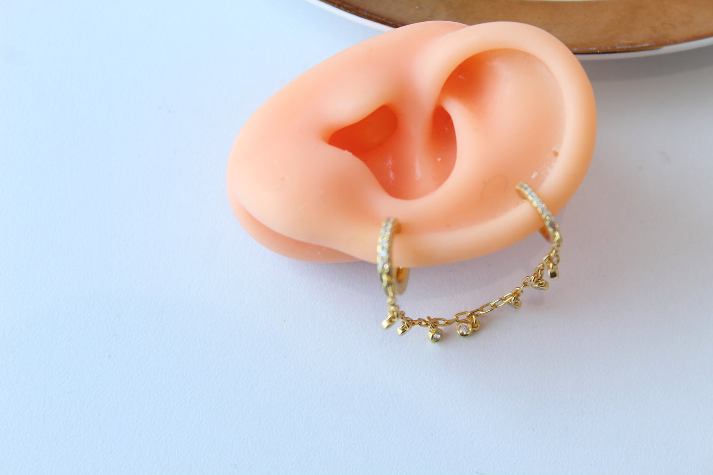 Arracada con EARCUFF